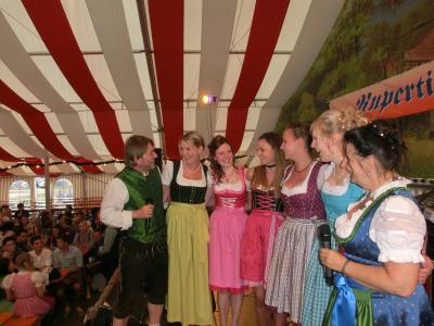 m_Erstes_Garser_Volksfestmadl_02.JPG
