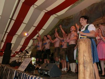m_Erstes_Garser_Volksfestmadl_6.JPG